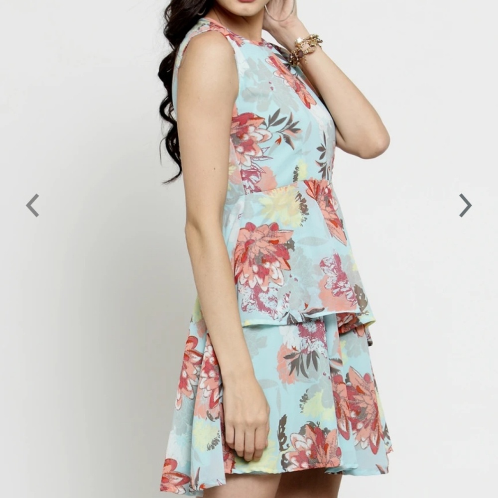 Dress - Picture 3 of 3